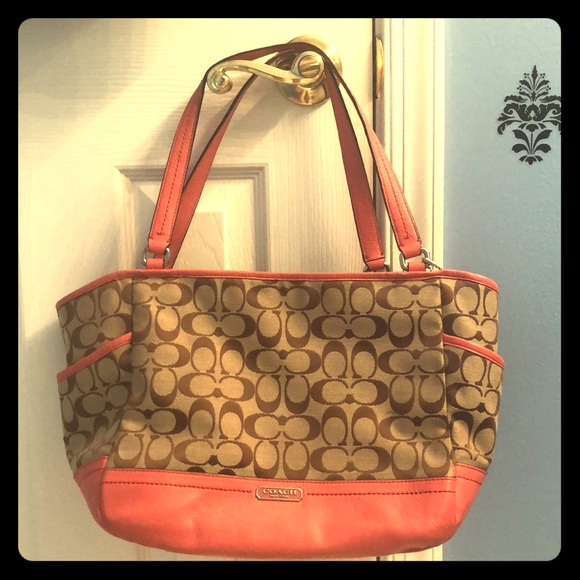 Coach Bag - Picture 1 of 5